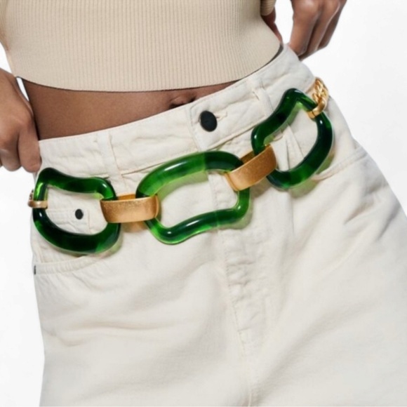 Zara Chain Belt Green Resin Gold Chain Size 32 NWT - Picture 2 of 4